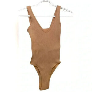 Aura V Neck Ribbed Bodysuit Size Small Medium  Tons of Stretch